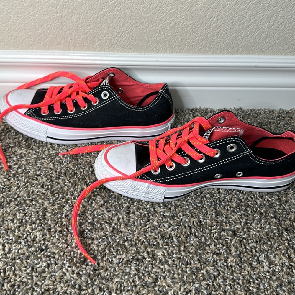 Converse Shoes All-Star Chucks Women’s Size 7 Black and Pink - Picture 5 of 6